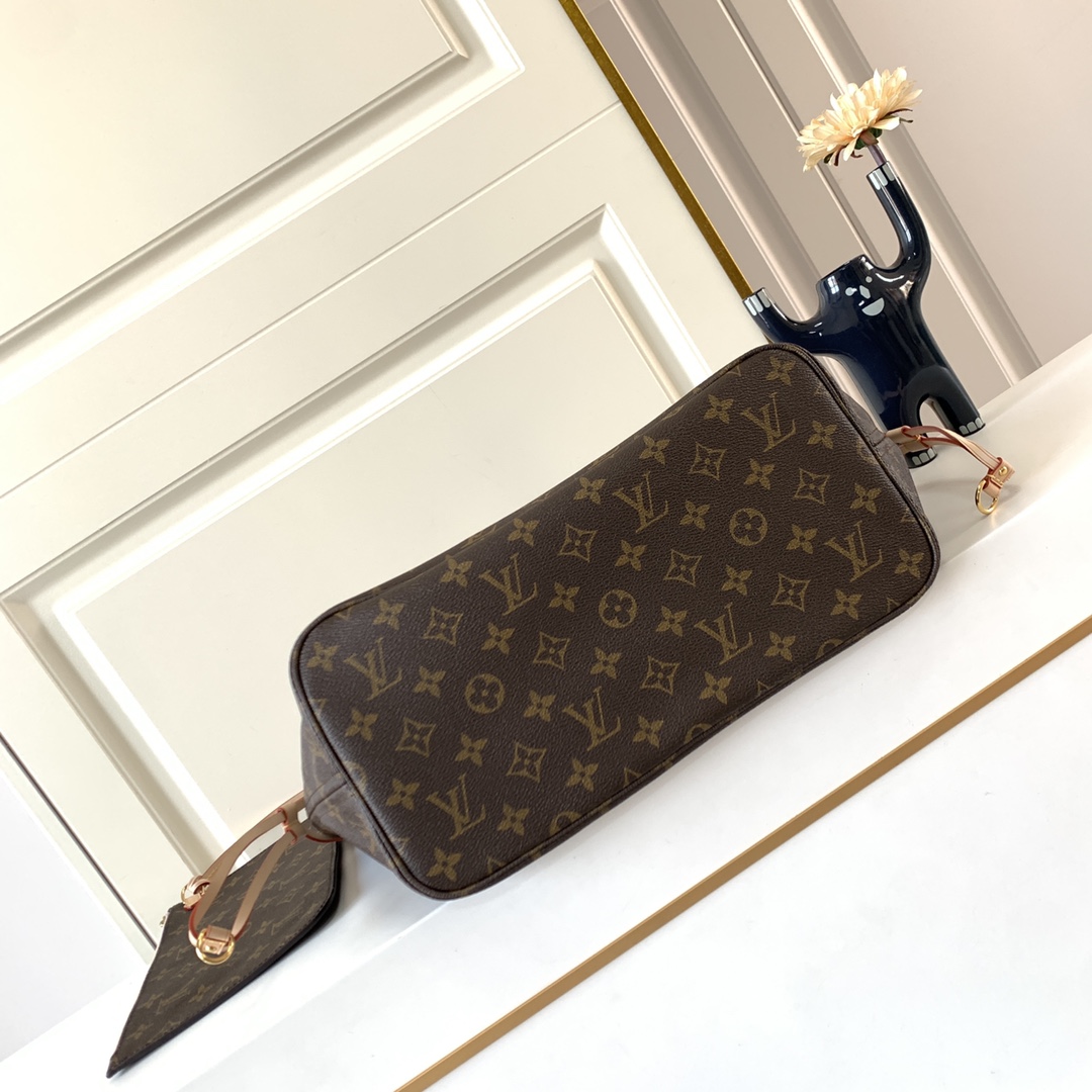 Louis Vuitton Shopping Bags